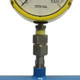 A7-507-C0 SWIVEL GAUGE WITH SYPHON